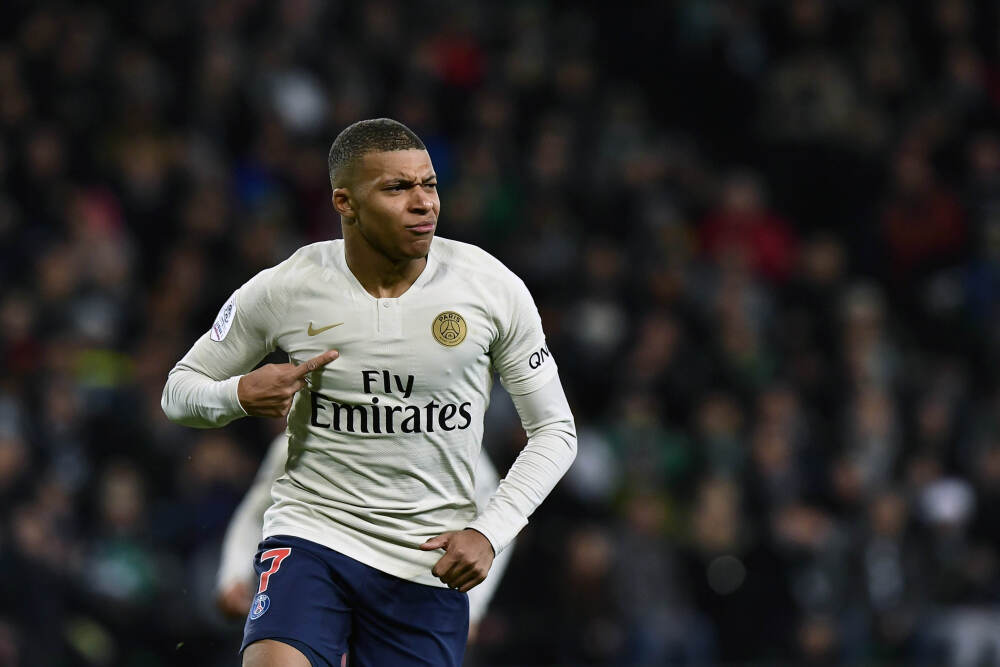 碳酸锂期货主力合约日内涨超7%